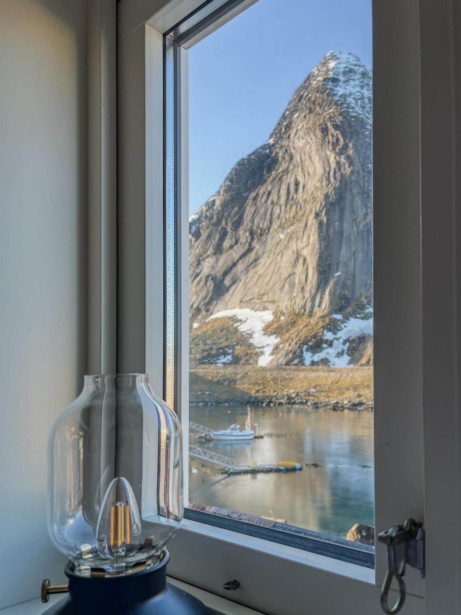 Husly Reine - Your Home With Reinebringen View ภายนอก รูปภาพ